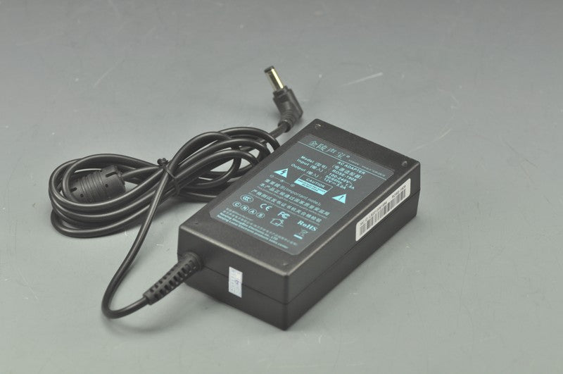 12V 5A Adapter Power Supply DC To AC 60 Watt LED Power Supplies For LED Strips LED Lighting