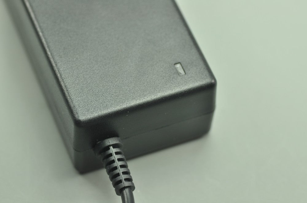 12V 5A Adapter Power Supply 60 Watt LED Power Supplies UL Certification For LED Strips LED Lighting