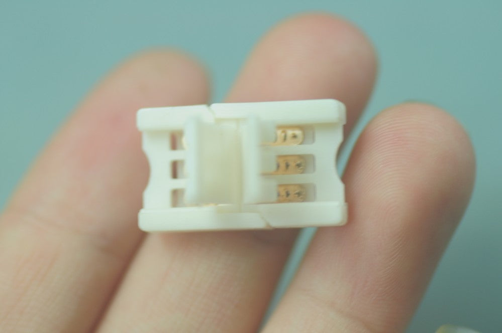 3PIN  å¡å­
