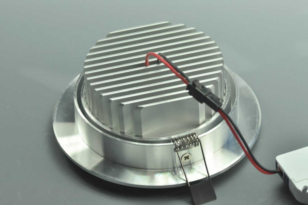 9W CL-HQ-01-9W  Recessed Ceiling light Cut-out 114mm Diameter 5.5" Silver Recessed Dimmable/Non-Dimmable LED Downlight