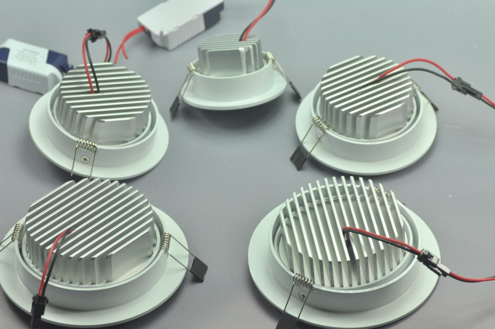 9W CL-HQ-02-9W  Recessed Ceiling light Cut-out 113mm Diameter 5.5" White Recessed Dimmable/Non-Dimmable LED Downlight