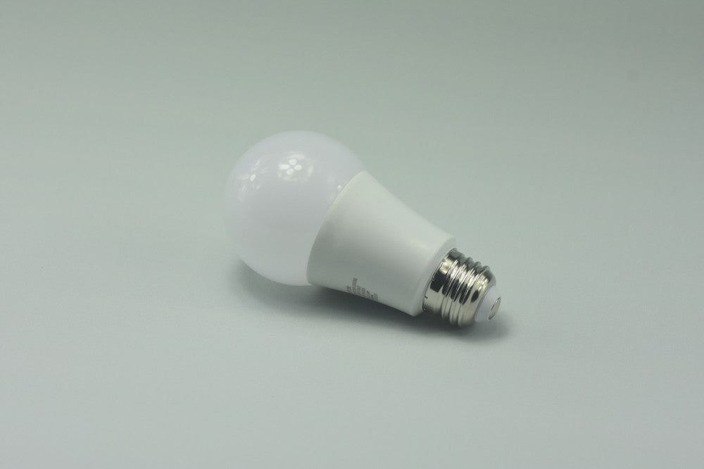 Free Shipping 50pcs X  UL CUL Approved 9 Watt 800 Lumen 2700K Warm White Color E26 Edison Screw Medium Base A19 LED Light Bulb, 75 Watt Bulb Equivalent