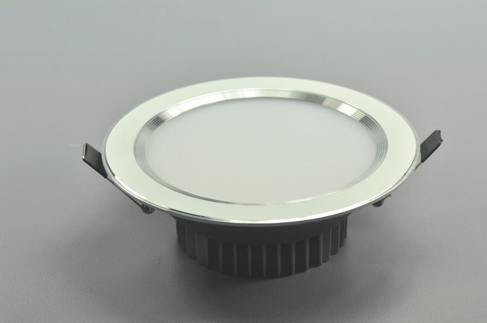 12W DL-HQ-102-12W  LED Spotlight Cut-out 140mm Diameter 6.9" White Recessed LED Dimmable/Non-Dimmable LED Ceiling light