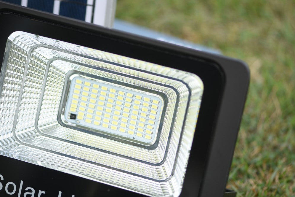 25W Led Outdoor Solar Lights 2100lum charged  solar street light Bright 20hours Security Light