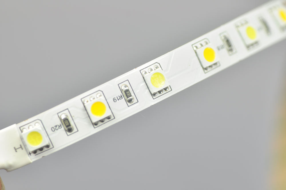 5050 Variable White LED Strip Light  Flexible 12V Strip Light 5 meter(16.4ft) 300LEDs