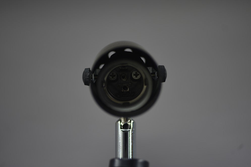 E27 screw with clip 360Â° rotary switch lamp holder  Black E27 Bulb Converter