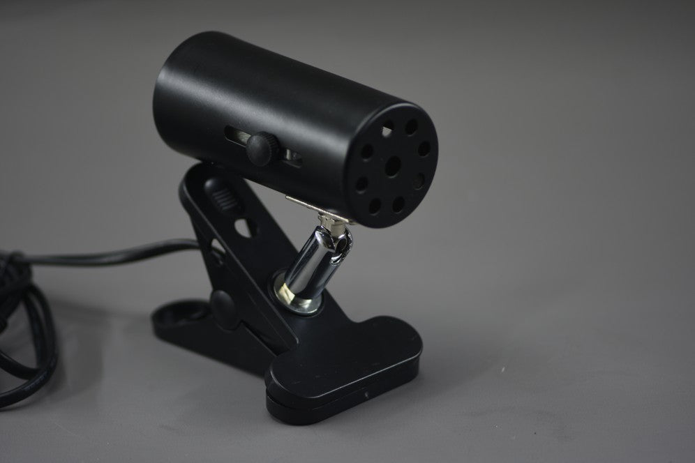 E27 screw with clip 360Â° rotary switch lamp holder  Black E27 Bulb Converter