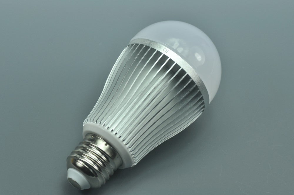 Dimmable RGB LED Bulb E27 6W  Light  and 2.4G Wireless Touch Remote Controller