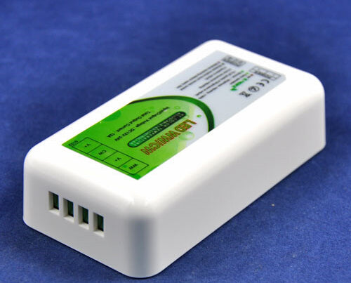 DC12V-24V 2.4G LED WW/CW Controller LED Strip Light Controller 2.4G LED WW/CW Remote Controller