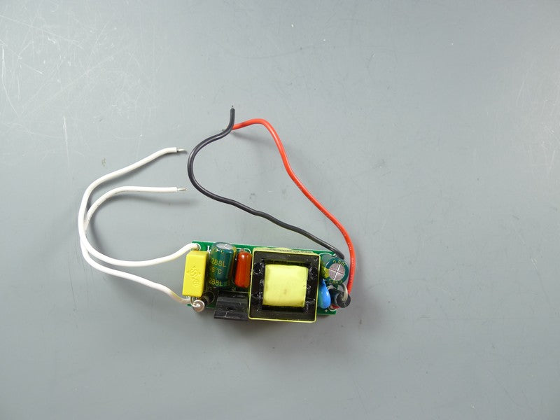 10-18x1W LED Power Supply AC  85-265V Input DC 36V-68V Output 300mA Bare Board LED Driver For LED Bulbs