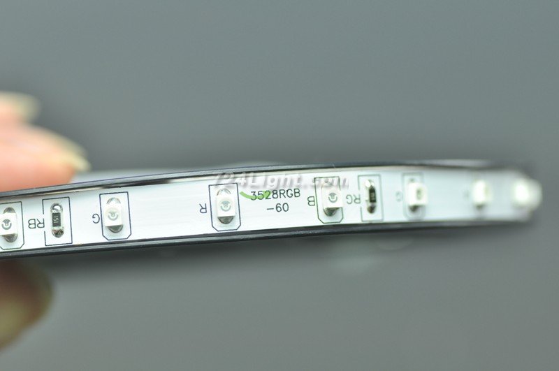 3528 LED Strips 300LED Whole Reel Strips 12V LED Strip Lights 197Inch 5M No-Waterproof
