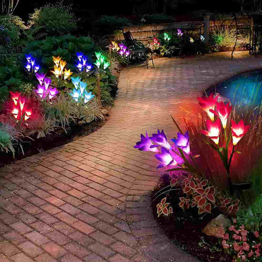 Outdoor Solar Lily Flower Lights for Garden, Lawn ,Patio, Pond, Backyard Decoration - 4 Pack