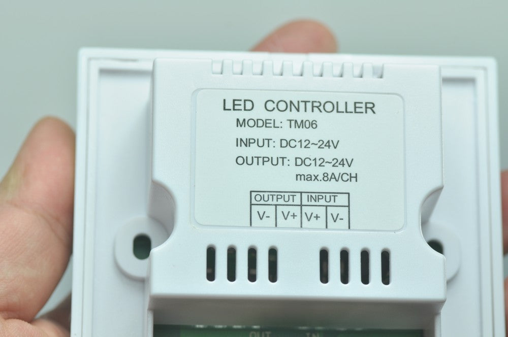 DC12-24V 2x4A Panel Touched LED controller Dimmer for LED Strip Lightings Color Temperature Adjustable