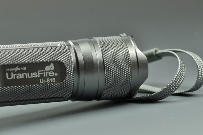 CREE XML U2 LED 900 Lumens LED Flashlight UranusFire ur-816 Outdoor Long Range Flashlight