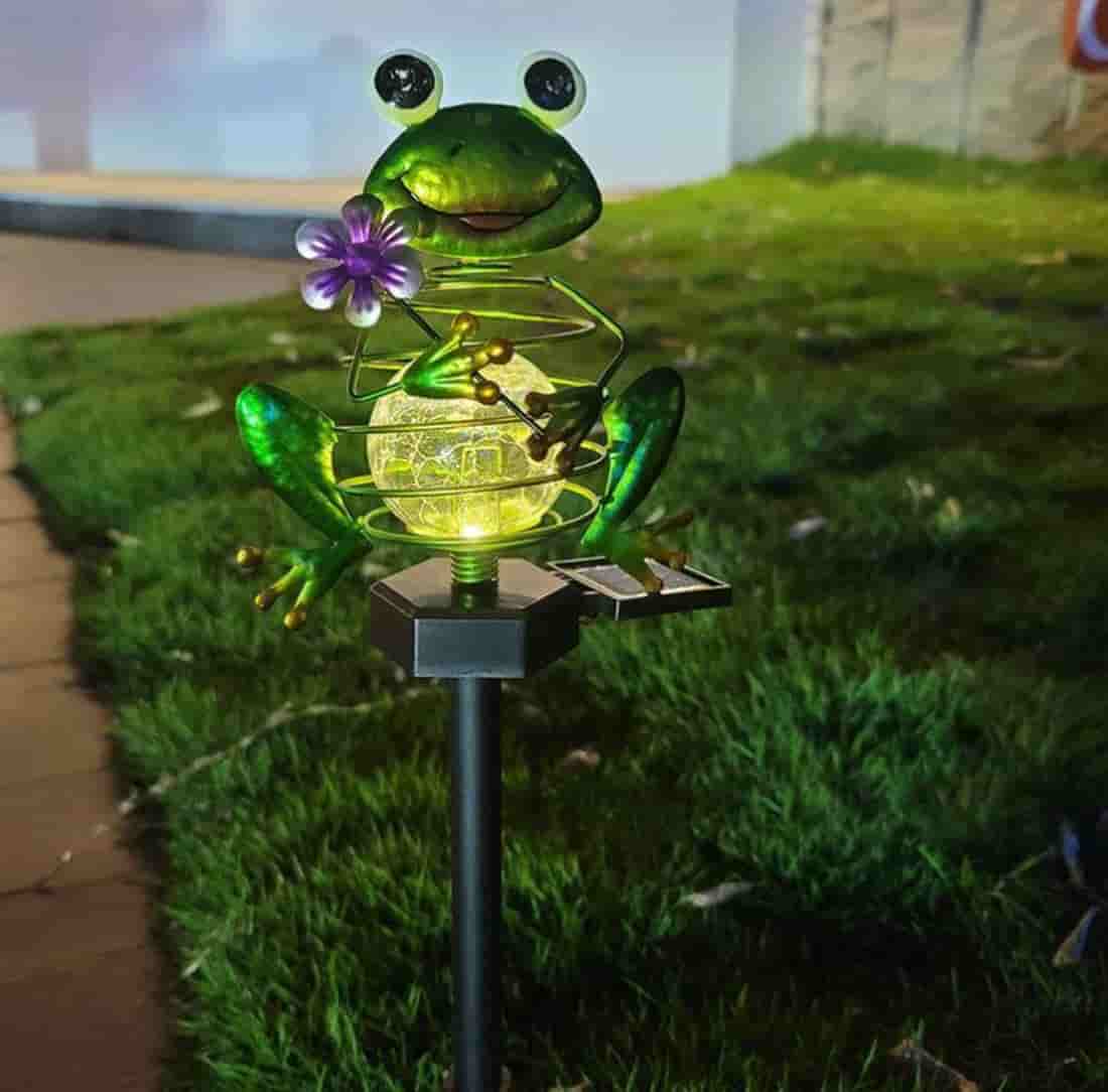 Solar Lights Outdoor Decoration, Frog Crack Glass Ball Metal Garden Lights