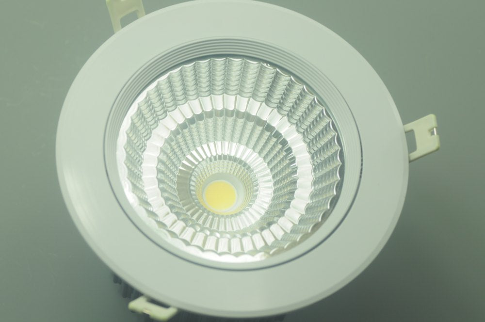 LED Spotlight 7W Cut-out  72MM Diameter 3.2" White Recessed LED Dimmable/Non-Dimmable LED Ceiling light