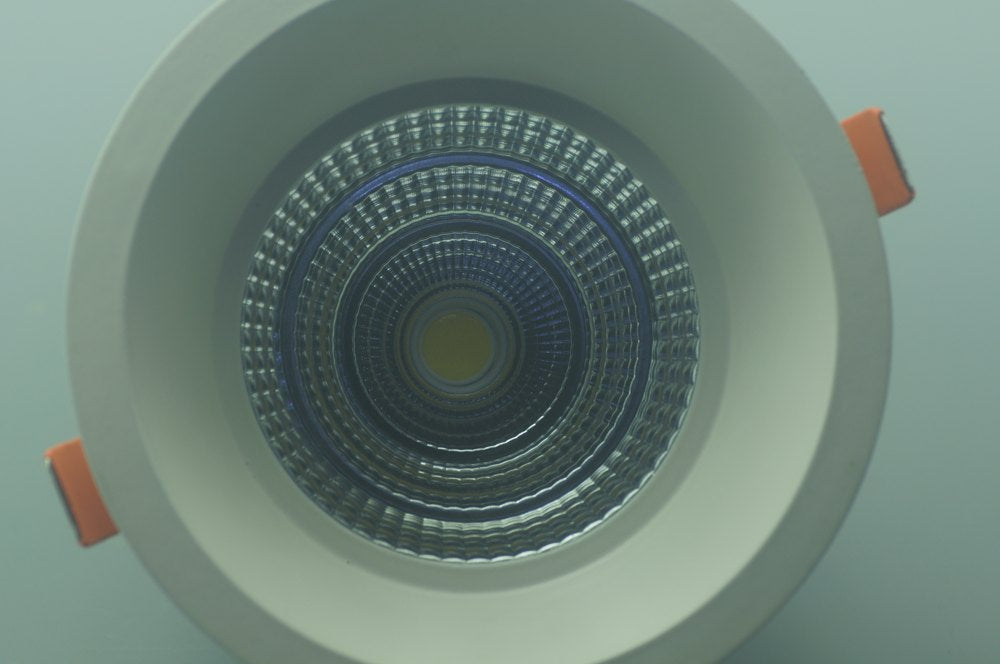 LED Spotlight 9W Cut-out 90MM Diameter 4.2" White Recessed LED Dimmable/Non-Dimmable LED Ceiling light